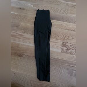 lululemon wunder under scallop leggings